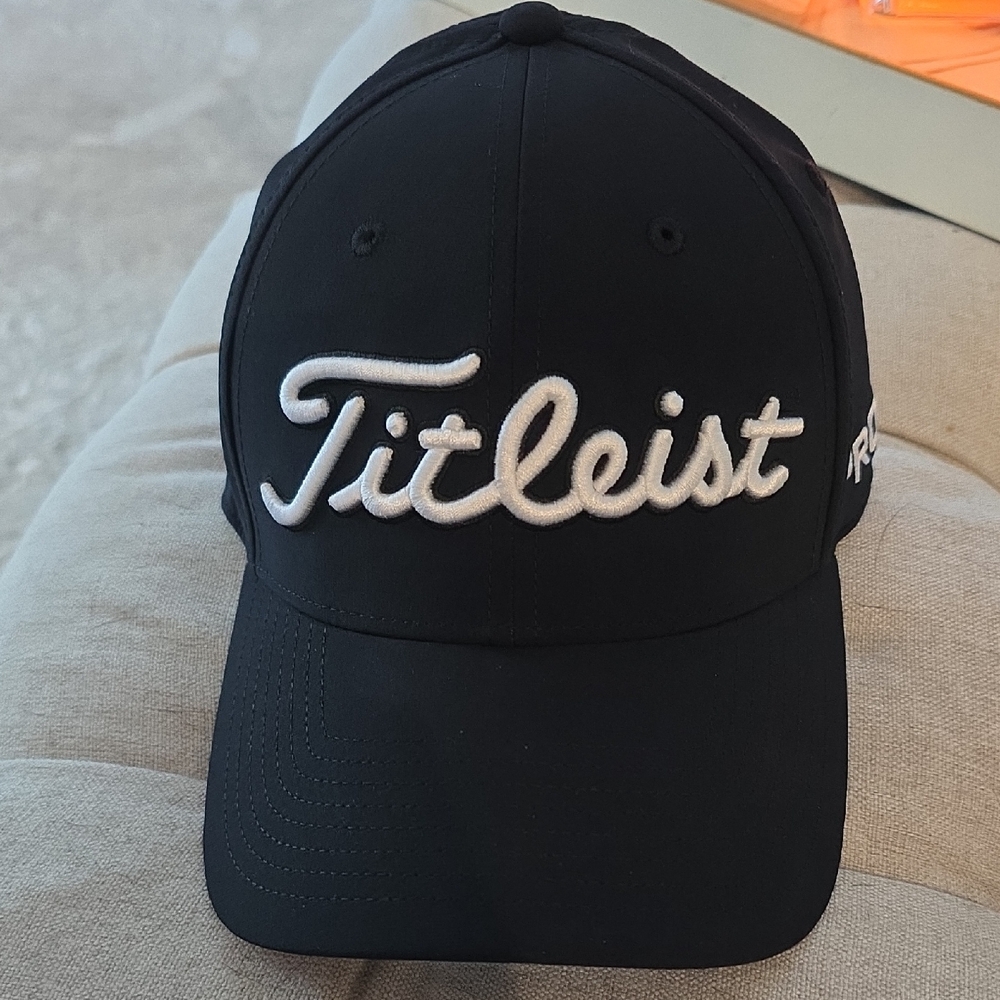 Titleist Black and White Golf Hat.